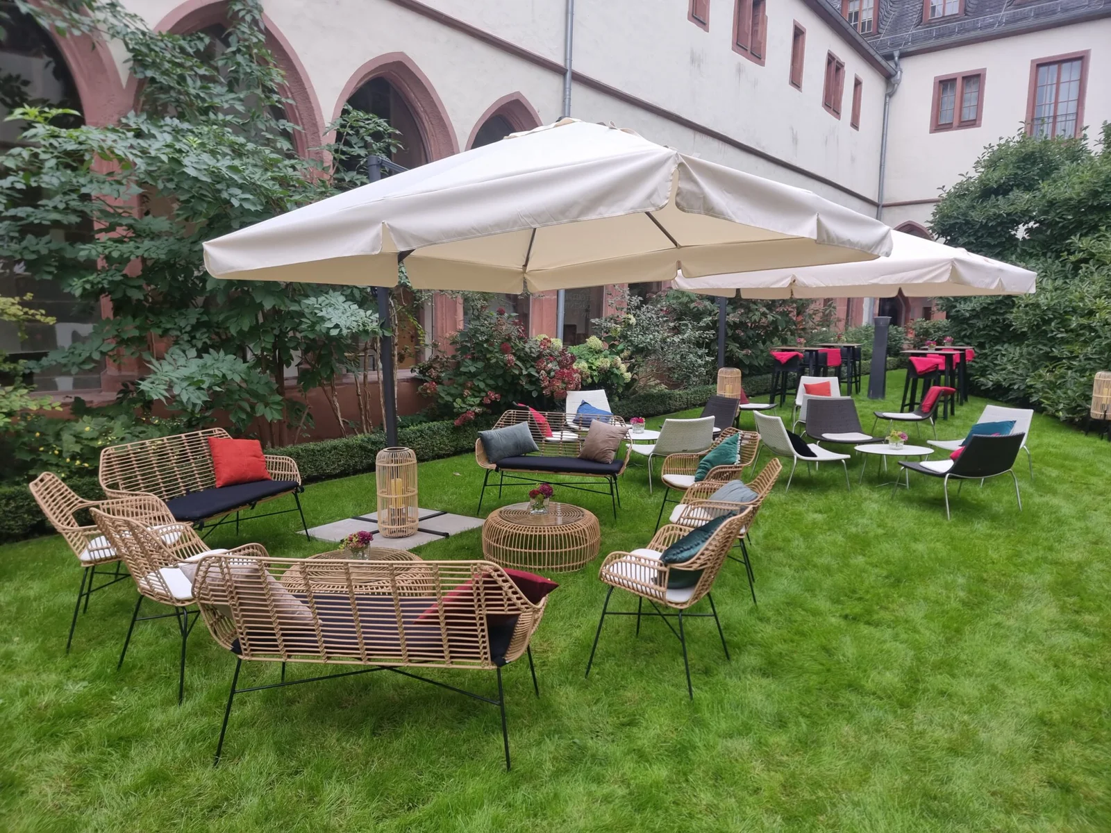 Abendveranstaltung im Kameliterkloster